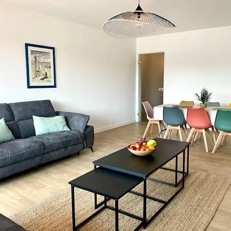 Vue Port De Plaisance : Le Voilier Lägenhet