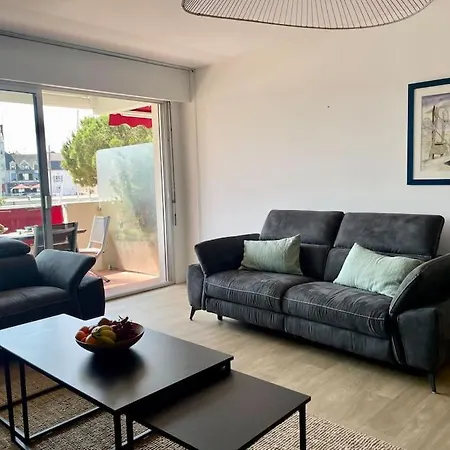 Vue Port De Plaisance : Le Voilier Lägenhet *